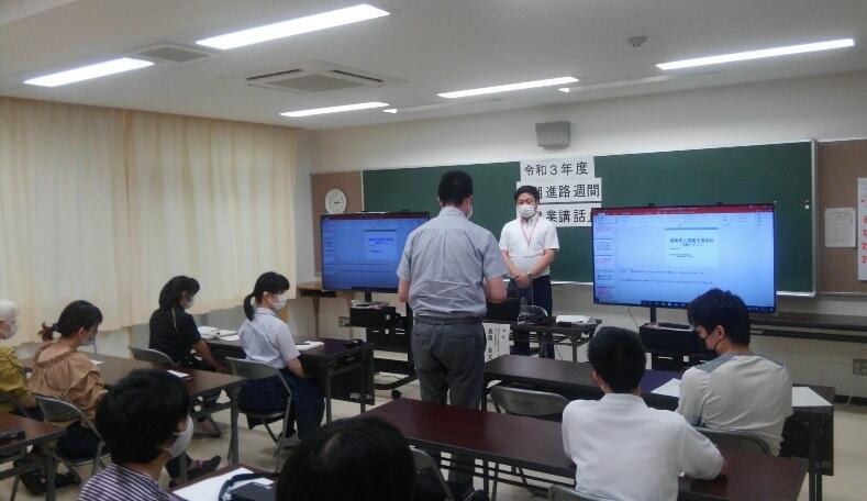 質疑応答の様子 質疑応答の様子