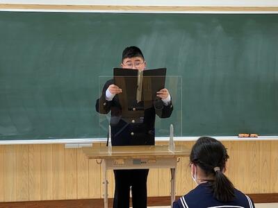 弁論の様子 弁論の様子