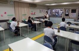 話を聴く様子 話を聴く様子