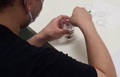 経口補水液を作る様子 経口補水液を作る様子